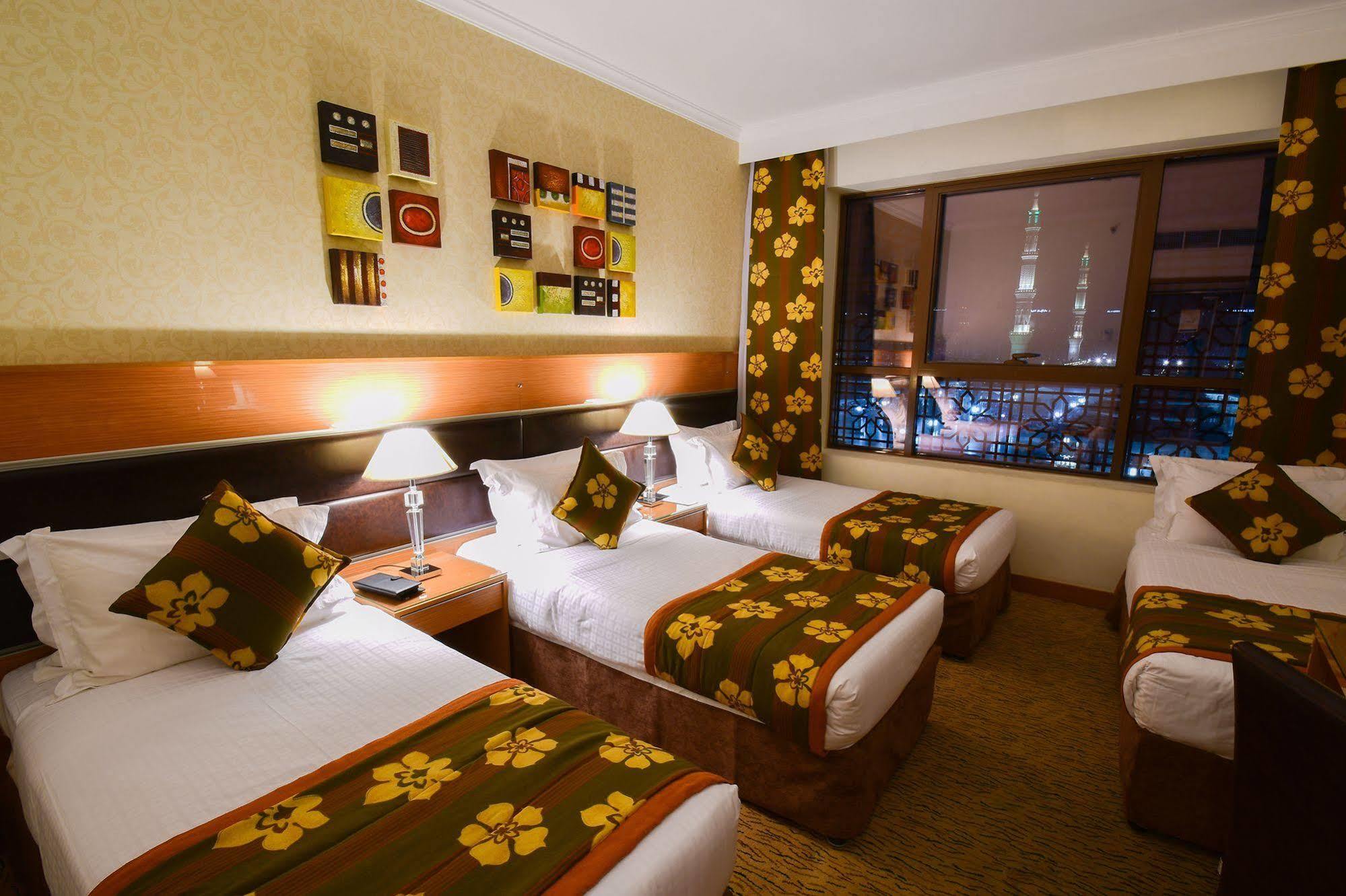 Al Ansar Golden Tulip Hotel Medina Bagian luar foto