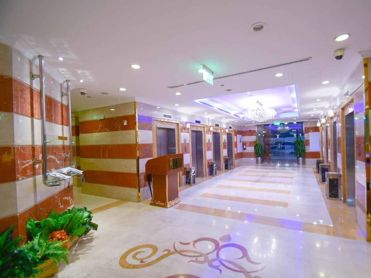 Al Ansar Golden Tulip Hotel Medina Bagian luar foto