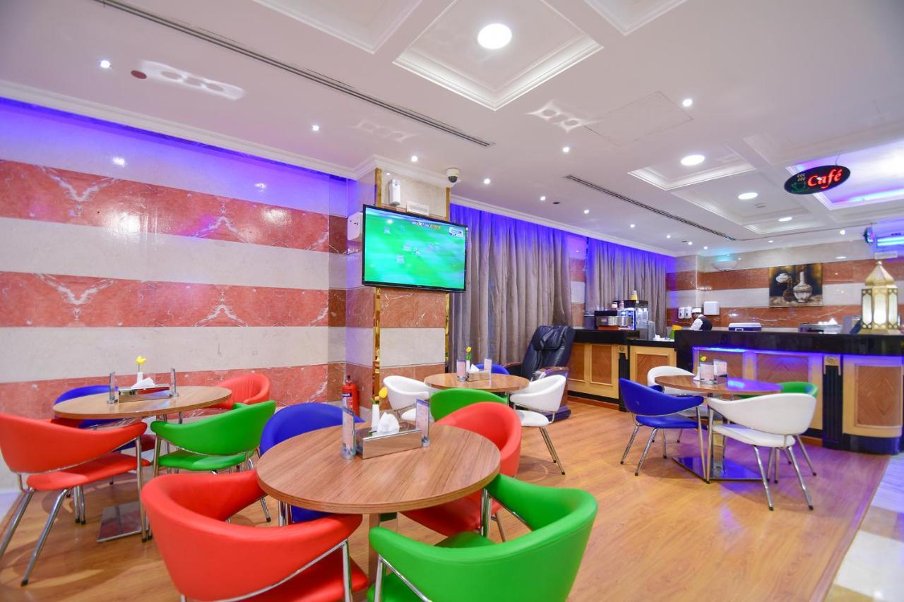 Al Ansar Golden Tulip Hotel Medina Bagian luar foto