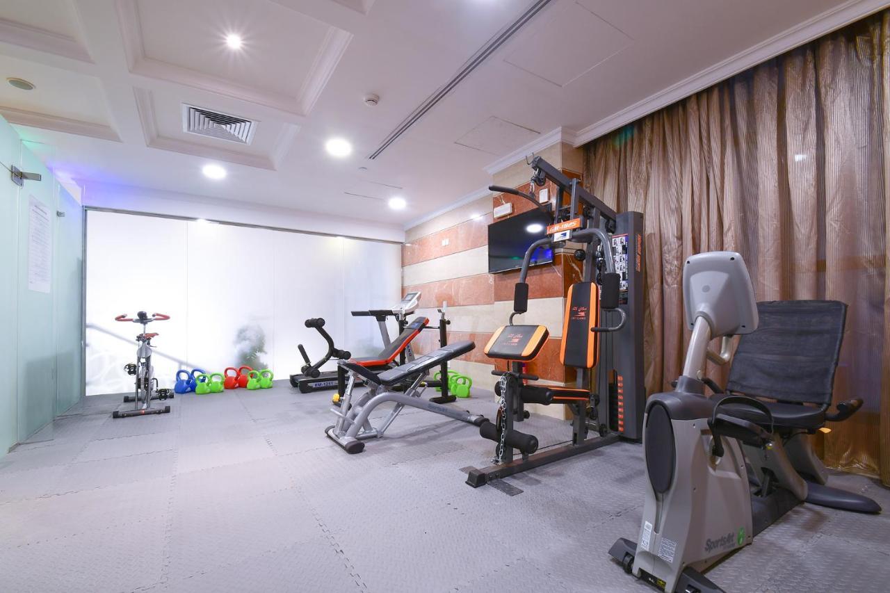 Al Ansar Golden Tulip Hotel Medina Bagian luar foto